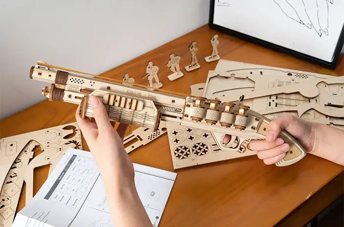 Puzzle-3D-En-Bois-Terminator-M870-1